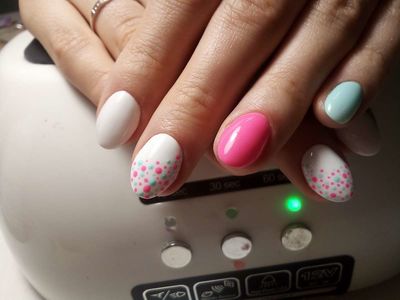 Флер, кабинет по ногтям и бровям на 9 мая