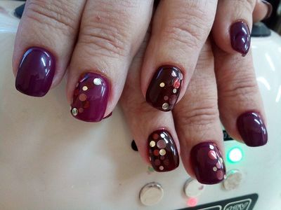 Флер, кабинет по ногтям и бровям на 9 мая