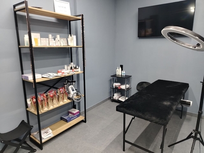 Подарите себе праздник красоты в студии эстетической косметологии со скидкой до 45%