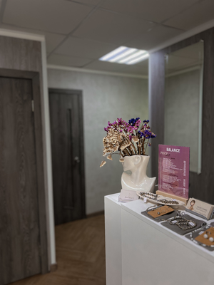 Наращивание ресниц и депиляция со скидкой до 50% от студии красоты «Balance»