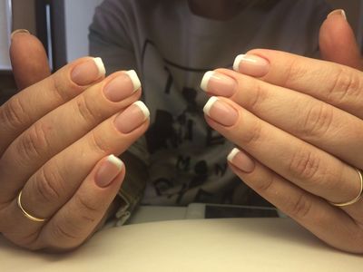 Студия профессионального маникюра Френч