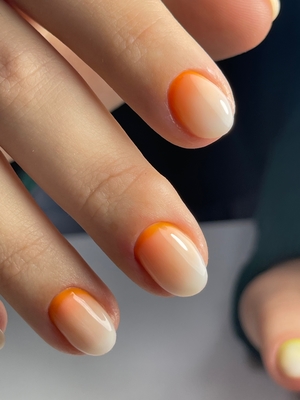 Маникюр — желание женщины выглядеть красиво «до кончиков ногтей! В салоне «Lucky studio» маникюр и педикюр со скидкой до 54%!