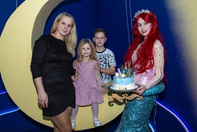 Удивите своего ребёнка и подарите незабываемые эмоции! Детское пространство «Дети в теме» дарит скидки до 50% на квест и проведение детских праздников! Удивите своего ребёнка и подарите незабываемые эмоции! Детское пространство «Дети в теме» дарит скидки до 50% на квест и проведение детских праздников!