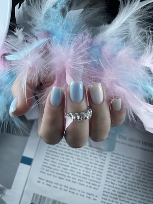 Порадуйте себя красивым маникюром и педикюром со скидкой до 50% от студии ногтевого сервиса Анны Бригадировой