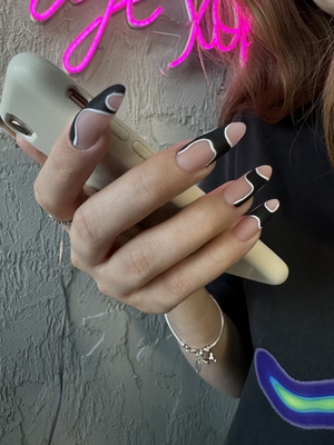 Порадуйте себя красивым маникюром в студии «Asnailss» со скидкой до 63%