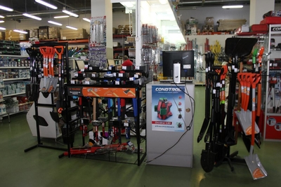 Строительные и отделочные материалы «Домстрой»