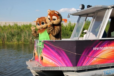 Покоряй речные просторы! Речной трамвайчик со скидкой 50%! Покоряй речные просторы! Речной трамвайчик со скидкой 50%!