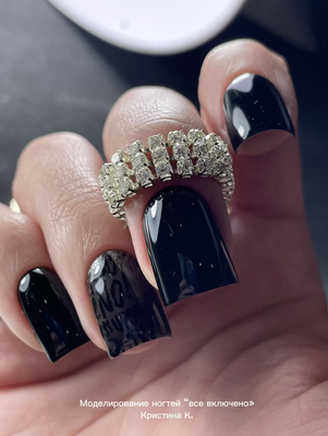 Royal Nails (Роял Нэилс), студия маникюра