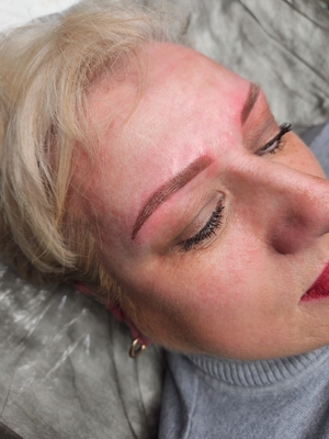 Ваша индивидуальность в наших руках! Качественный перманентный макияж со скидкой до 52%!