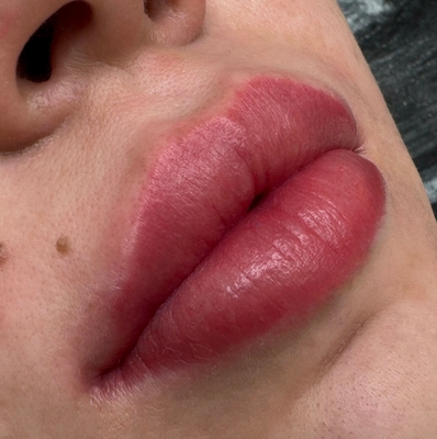 Ваша индивидуальность в наших руках! Качественный перманентный макияж со скидкой до 52%!