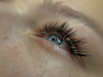 Скидка на услуги до 50% от студии красоты «Mars hair project»