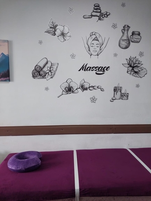 Порадуйте себя процедурами по уходу и коррекции тела с эффектом липосакции, различными видами массажа со скидкой до 57% в студии «Julia Kaz»! Порадуйте себя процедурами по уходу и коррекции тела с эффектом липосакции, различными видами массажа со скидкой до 57% в студии «Julia Kaz»!