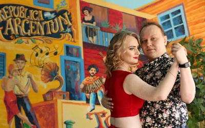 Окунись в страсть аргентинского танго со скидкой 50%!