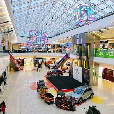 Торгово-развлекательный центр Макси