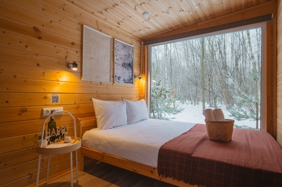 Незабываемый отдых в глэмпинге «Терруар»! Для Вас вкусные завтраки, посещение бани и банный чан со скидкой 44%