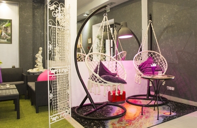 Взгляните на акции ниже