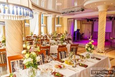 Ресторанный комплекс Этажи