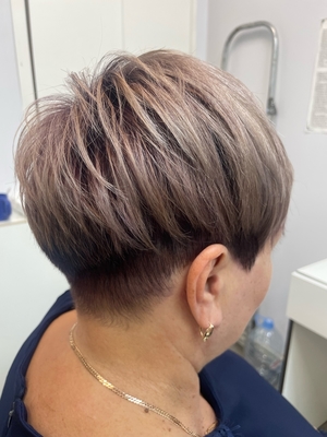 Стиляги, студия красоты