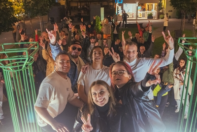 Время корпоратива! Как же без музыки? Настоящая энергия живого выступления группы «Те - самые» со скидкой до 42%