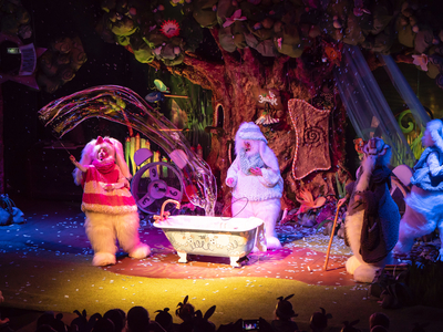 Скидка 15% на детский театр Андрея Фартушного «Зайцы»! Скидка 15% на детский театр Андрея Фартушного «Зайцы»!