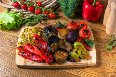 Встречайте любимое «Мясное шоу» по новому адресу со скидкой на блюда 30%!