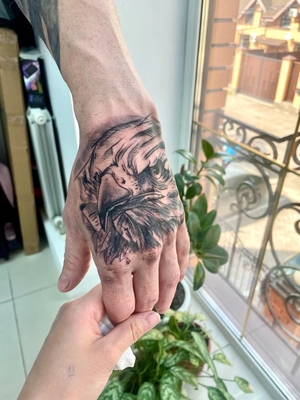 Студия татуировки «ЛЮБИТАТУ» дарит скидку 50%!