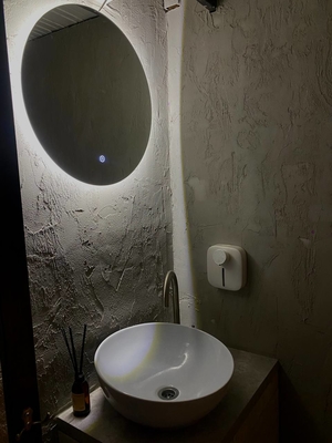 В космосе студия красоты