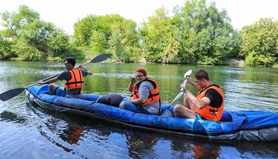 Сплавы на катамаранах и байдарках