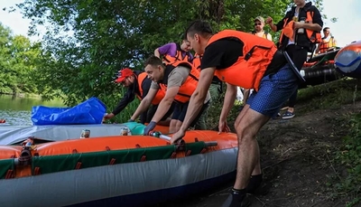 Сплавы на катамаранах и байдарках