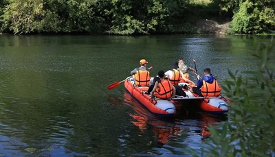 Сплавы на катамаранах и байдарках
