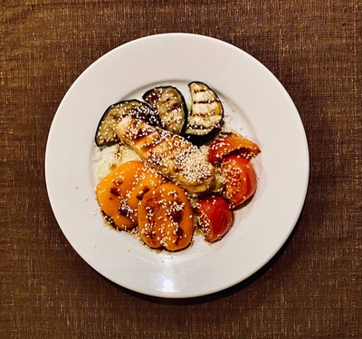 Попробуй вкусную домашнюю еду и шашлык со скидкой 50% от кафе «Немодный гусь»!