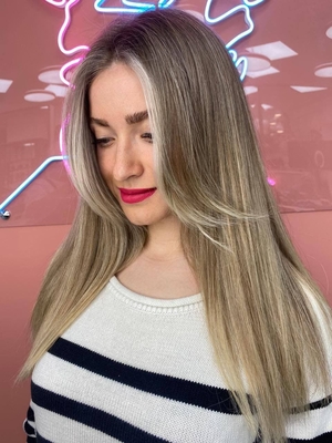 Услуги для волос, бровей и ногтей от салона красоты «MY IRIS» со скидками до 48%