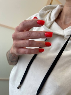 Маникюр — желание женщины выглядеть красиво «до кончиков ногтей! В салоне «Lucky studio» маникюр и педикюр со скидкой до 54%!