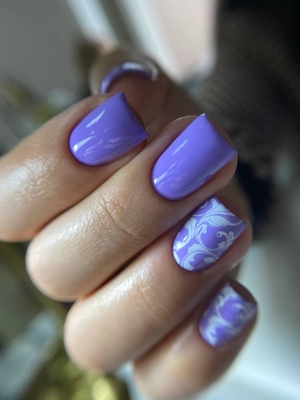 Маникюр — желание женщины выглядеть красиво «до кончиков ногтей! В салоне «Lucky studio» маникюр и педикюр со скидкой до 54%!