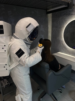 В Космосе, бьюти-пространство