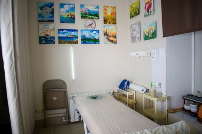 Скидка до 50% на массаж в студии «Leya»