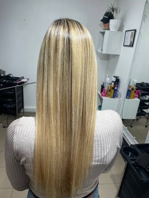 Мазурова Анастасия мастер реконструкции волос