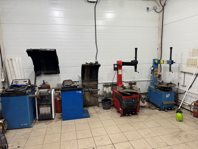 Выгодно переобуем авто: скидка до 50% на шиномонтаж в «Драйв‑Шина»!