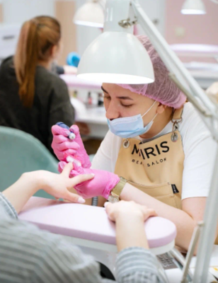 Услуги для волос, бровей и ногтей от салона красоты «MY IRIS» со скидками до 48%