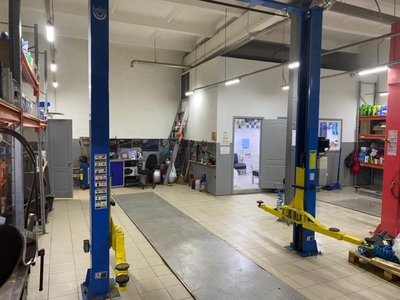 Время менять масло! Автосервис Автостарт дарит скидку до 100% на свои услуги. Время менять масло! Автосервис Автостарт дарит скидку до 100% на свои услуги.