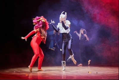 Юбилейный вечер театра-студии «МЮСЛИ»! Спектакль «Покорители Зари» со скидкой 50%