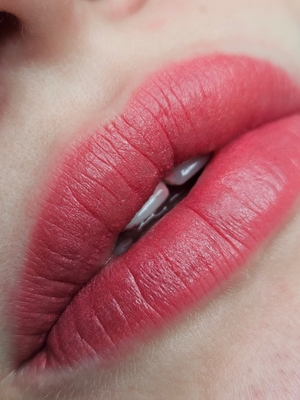 Ваша индивидуальность в наших руках! Качественный перманентный макияж со скидкой до 52%!