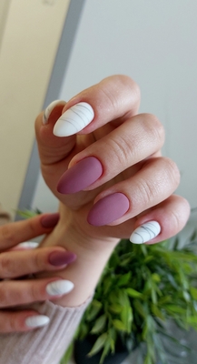 Услуги для ногтей, бровей и ресниц от студии красоты «Mint» со скидками до 48%