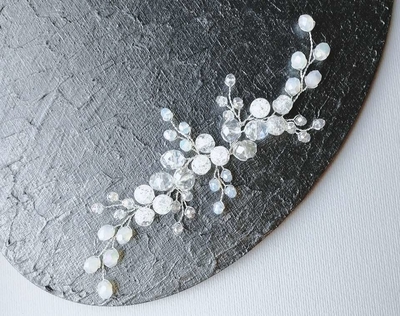 Свадебные прически, макияж, букеты