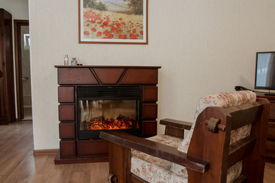 Скидка до 41% на отдых в подмосковном отеле «Foresta Festival Park»: уютные номера и коттеджи, питание, бильярд и многое другое!