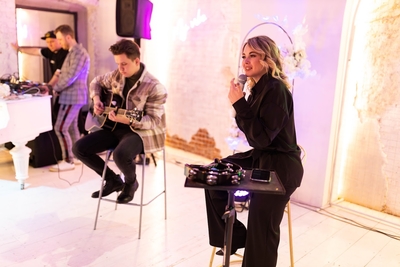 Анна Коста, ведущая