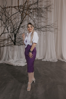 Анна Коста, ведущая