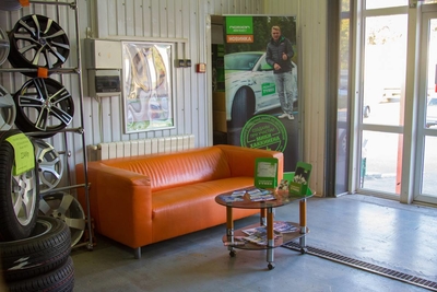 Качественно и профессионально! Шиномонтаж на итальянском оборудовании и хранение Ваших шин в центре Vianor со скидкой до 35%! Качественно и профессионально! Шиномонтаж на итальянском оборудовании и хранение Ваших шин в центре Vianor со скидкой до 35%!