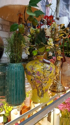 Салон подарков и предметов декора «Артхолл»