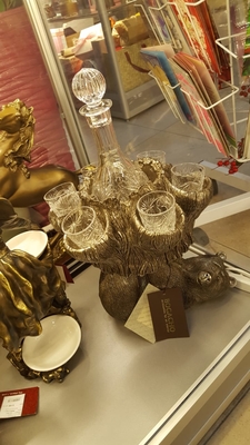 Салон подарков и предметов декора «Артхолл»